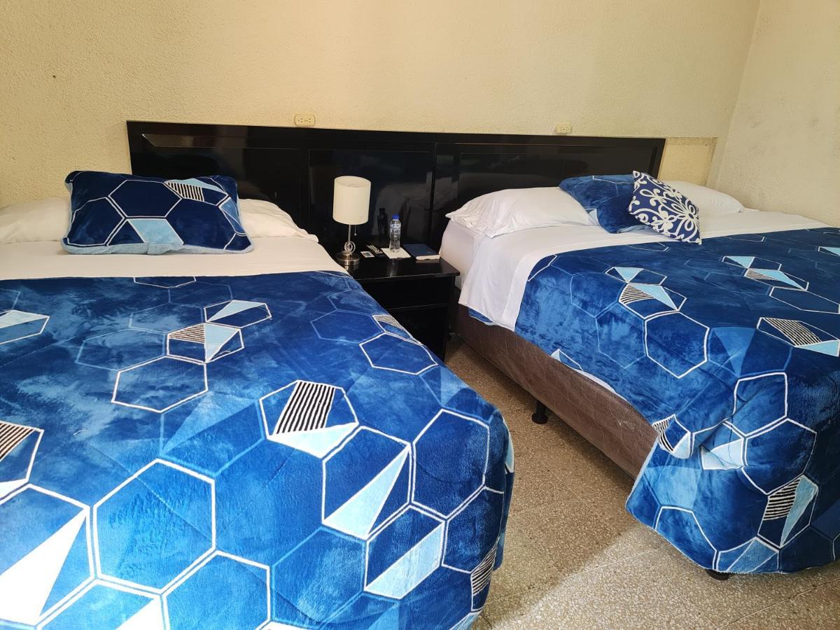 Hotel Kasa Kamelot Las Rosas Quetzaltenango Dış mekan fotoğraf